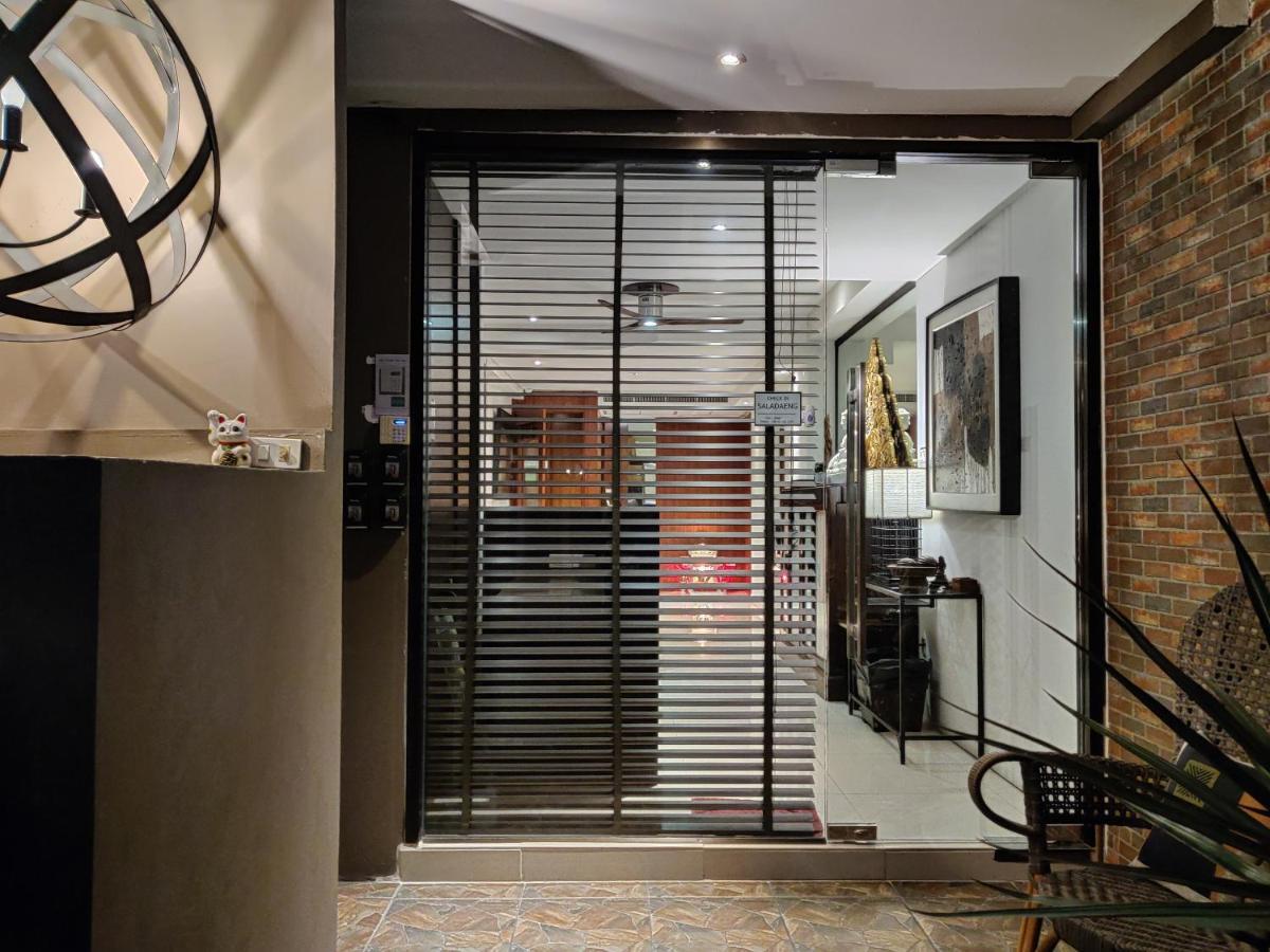 Check In Saladaeng (Adults Only) Banguecoque Exterior foto